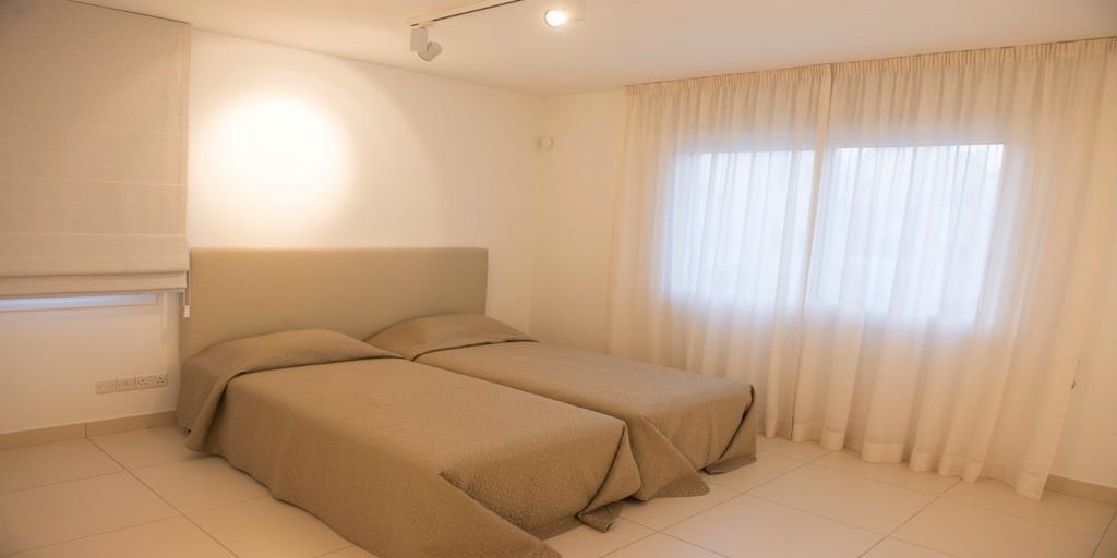 Villa Scarlet Pernera Bagian luar foto