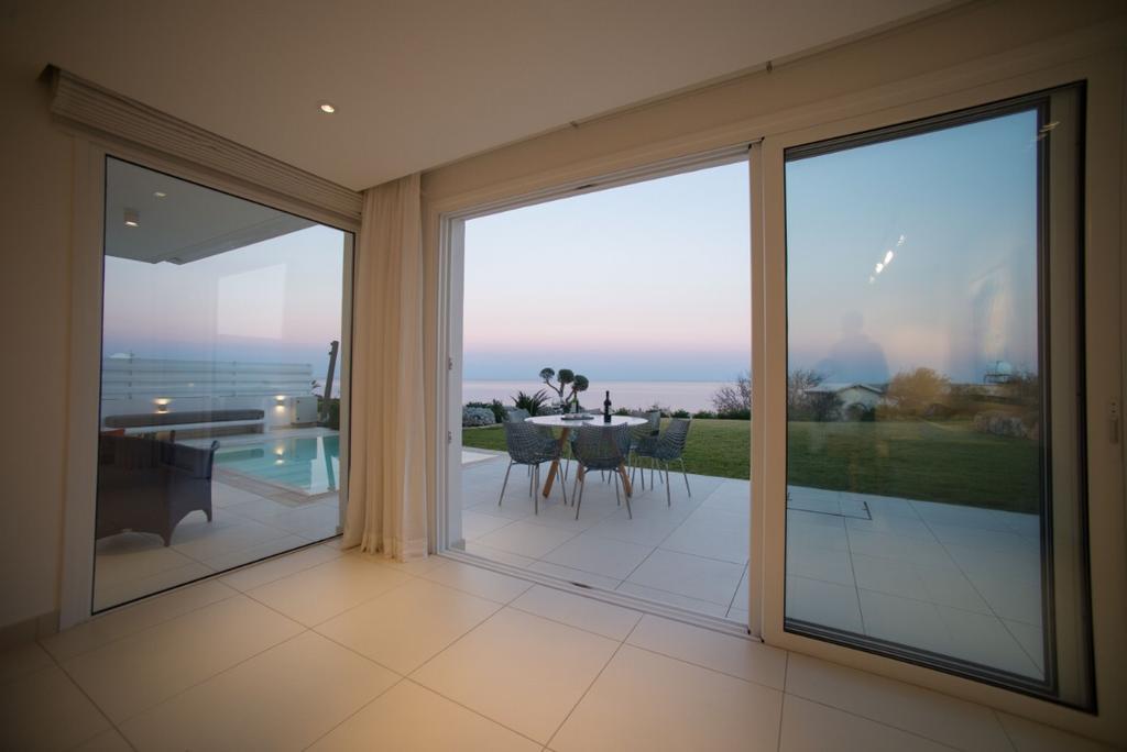 Villa Scarlet Pernera Bagian luar foto