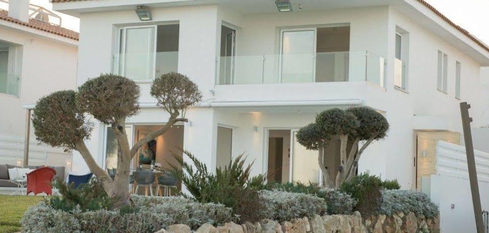 Villa Scarlet Pernera Bagian luar foto