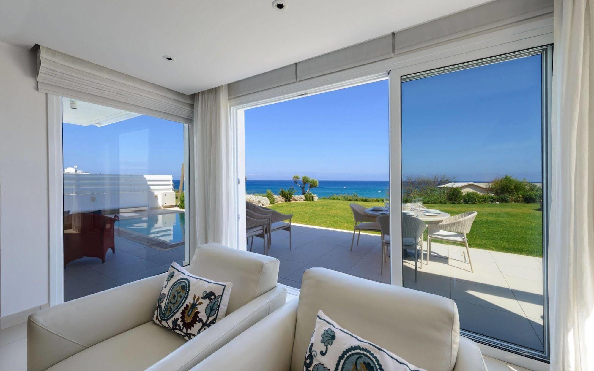 Villa Scarlet Pernera Bagian luar foto